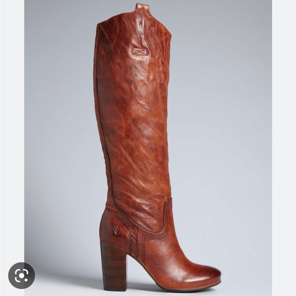 Frye Carson Heel Tab Boots